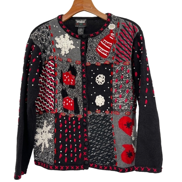 Vintage Sweaters - Christmas Sweater Size Large Scotty